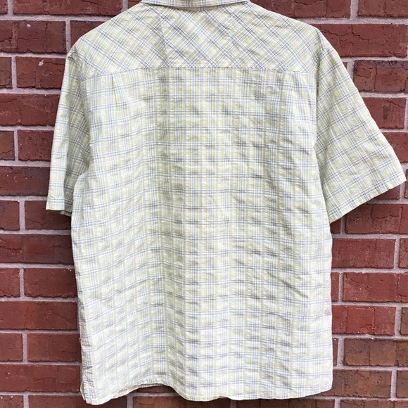 Cabela’s CoolMax short sleeve Size large - Picture 5 of 6